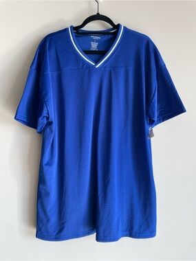 Sporty perforated short sleeve athletic v neck jersey cotton lined L